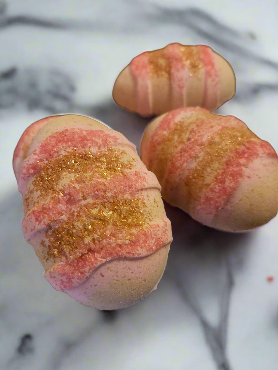 Easter Egg Bath bomb - Scented Brown Sugar Fig / Smoked Vanilla