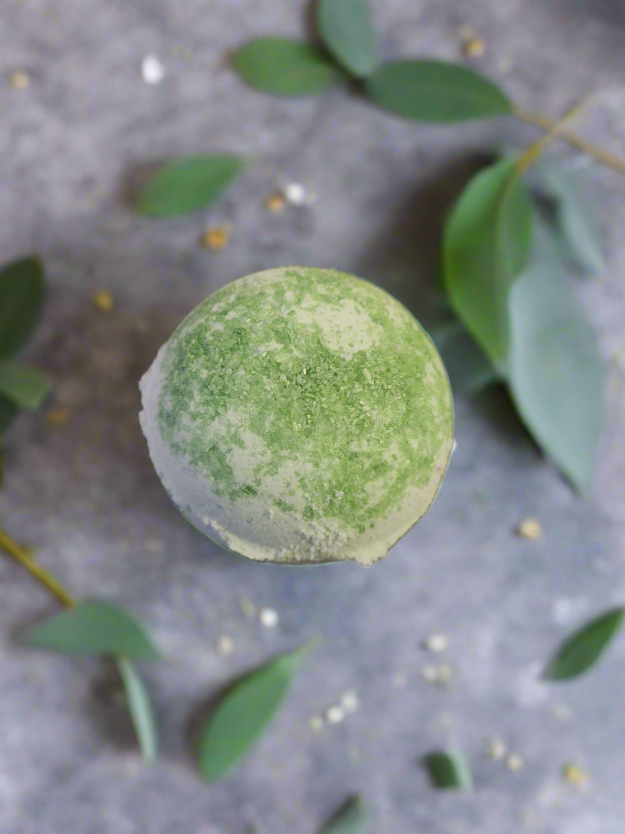 Eucalyptus & Spearmint Scented Bath Bombs