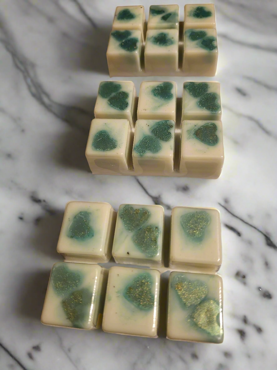 Smoked Vanilla with Hints of Eucalyptus & Spearmint Scented Wax Melts