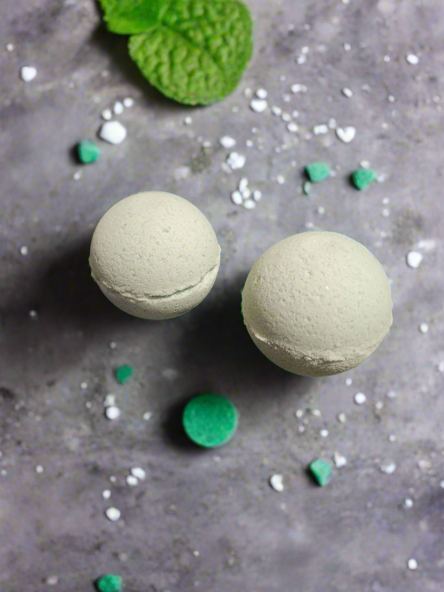 Eucalyptus & Spearmint Scented Bath Bombs